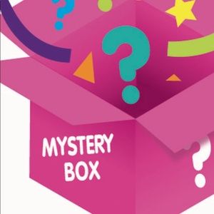 COPY - Size Small/XS OR MEDIUM OR LARGE!!! Zara; Forever 21.. H&M etc.   such a…